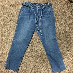 Hollister Ultra High Rose Curvy Mom Jeans Size 15